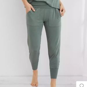 Aerie real soft fold over jogger - Size m